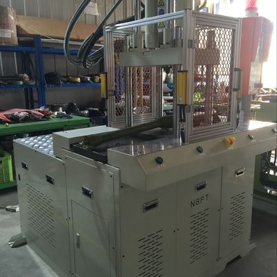 PT-450DM, PT-450DM 45T Vertical Double Slip Table Direct Plastic Injection Machine (macchina per l'iniezione diretta di plastica)