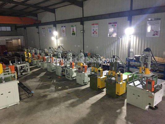 PT-450 VERTICAL Babyplast Injection Molding Machine 7.5KW Iniezione della testa del tubo