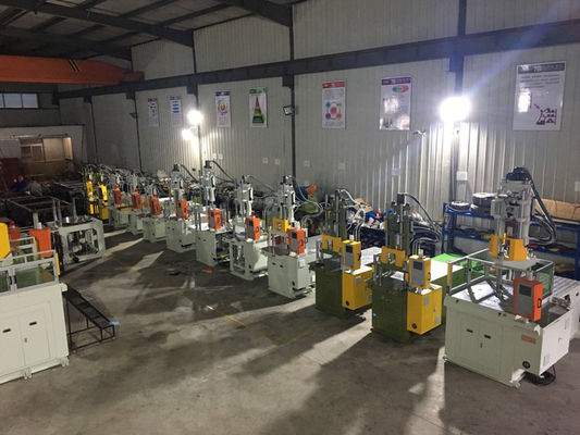 1.6T PT-450D Tavola scorrevole verticale macchina per l'iniezione di plastica