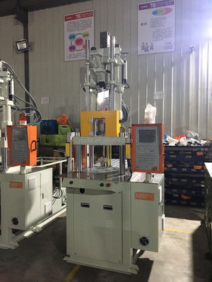 Piccola macchina di stampaggio a iniezione verticale in plastica VERTICAL 15T