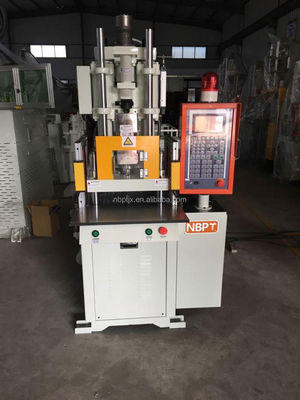 PT-150 VERTICAL 35Tons Vertical Plastic Injection Molding Machine (Motore verticale per lo stampaggio a iniezione di plastica)
