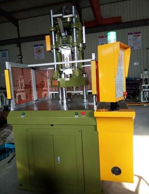 Macchina di stampaggio a iniezione verticale completamente automatica verticale rotante tavolo spazzolino di plastica