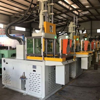 Macchina di stampaggio a iniezione verticale completamente automatica verticale rotante tavolo spazzolino di plastica