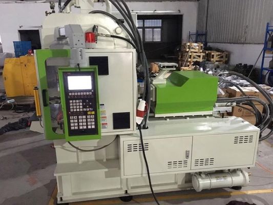 Alta efficienza C Verticale Verticale Plastic Injection Molding Machine