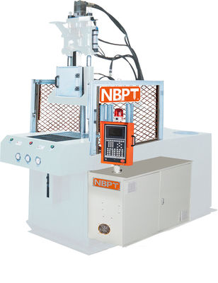 Pressa ad iniezione VERTICALE babyplast